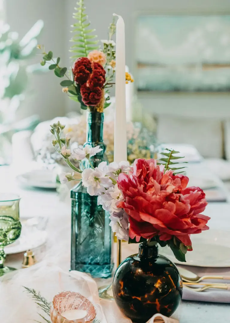 22 Dining Table Centerpiece Ideas That Wow Every Guest