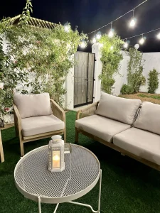 Outdoor Lighting 101: The Complete Guide (+ 16 Outdoor Lighting Ideas)