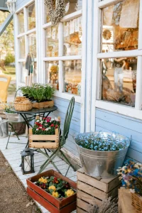 How To Make Your Garden Vintage: 20 Vintage Garden Decor Ideas That Make You Wow