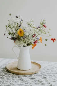 20 Best Kitchen Table Decor Ideas For Summer You’ll Love