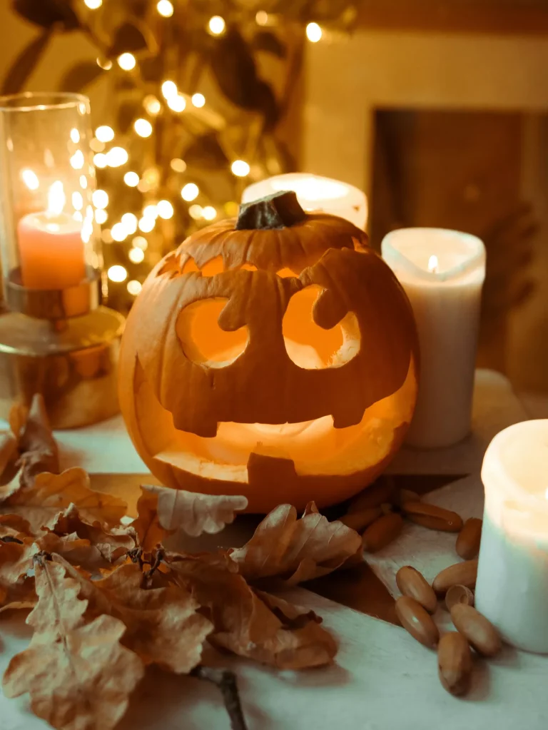 When Your Home Takes A Darker Turn: 19 Super Spooky Halloween Decor Ideas You Can’t Miss
